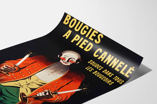 Vintage reclameposter Bougies Fournier, gepresenteerd op een licht gekromde pagina in perspectief.