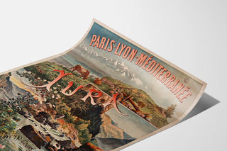 Vintage poster Paris Lyon Méditerranée, Jura, gepresenteerd op een gebogen vel, schuin gefotografeerd.