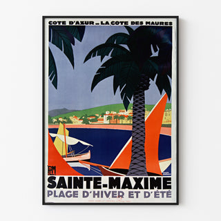 Vintage poster Sainte-Maxime, Côte des Maures, gepresenteerd in een smal kader aan een lichte muur.