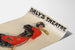 Vintageposter The Geisha, Daly’s Theatre, gepresenteerd op een gebogen vel papier, perspectiefaanzicht.
