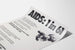 Bewustwordingsposter tegen AIDS - 1 baby op 61 in New York draagt het HIV-virus