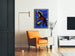 Vintage poster van galopperend paard met intense blauwe achtergrond