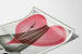 Vintageposter Iodures Cros met microfoon en rood hart